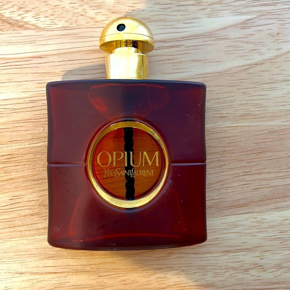 YSL OPIUM perfume